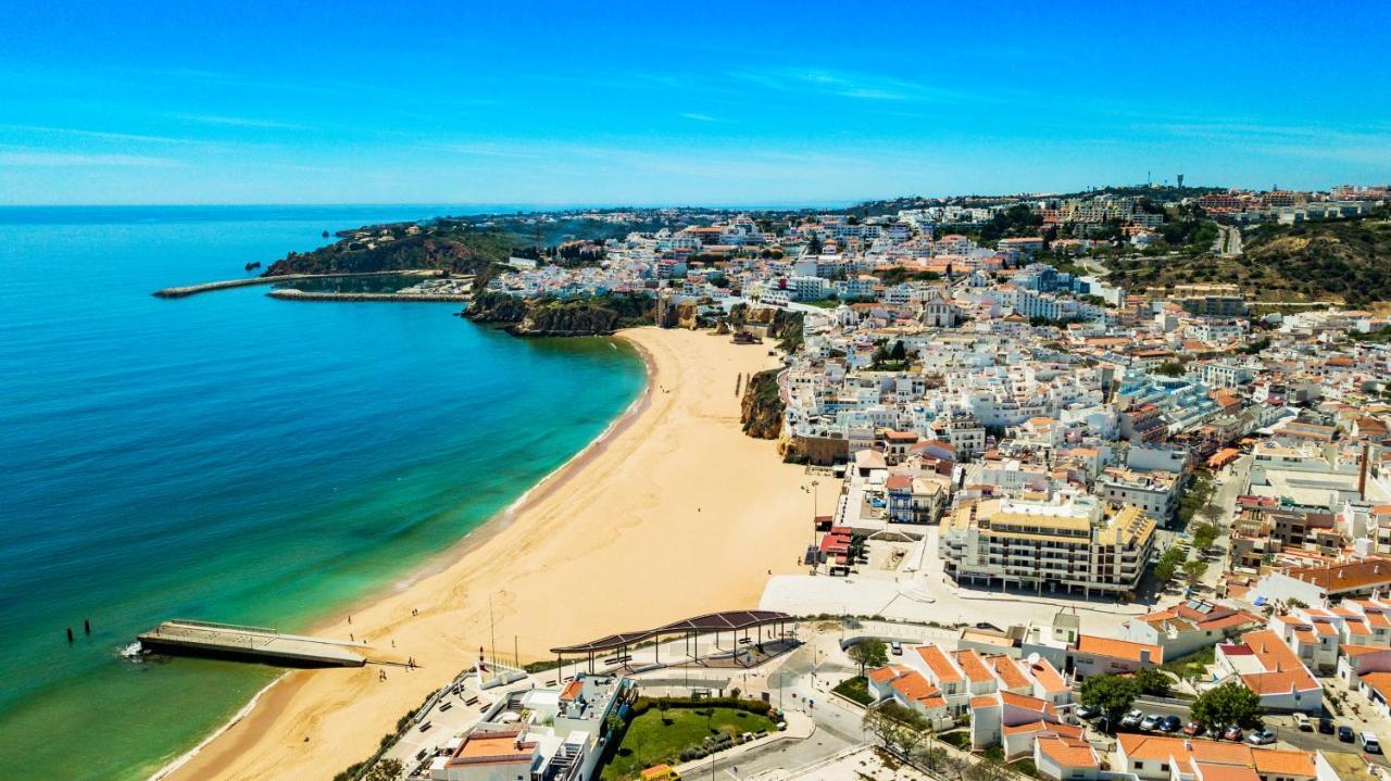 ギーアAlbufeira Concept With Pool By Homingアパートメント エクステリア 写真